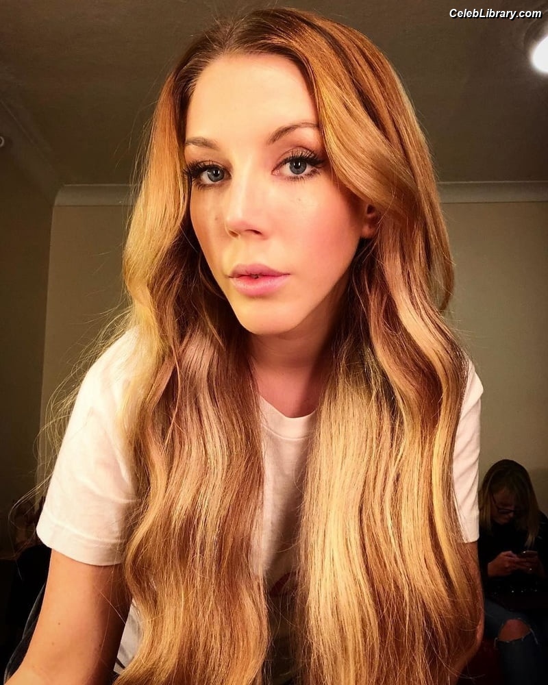 Katherine Ryan photo 23 of 681