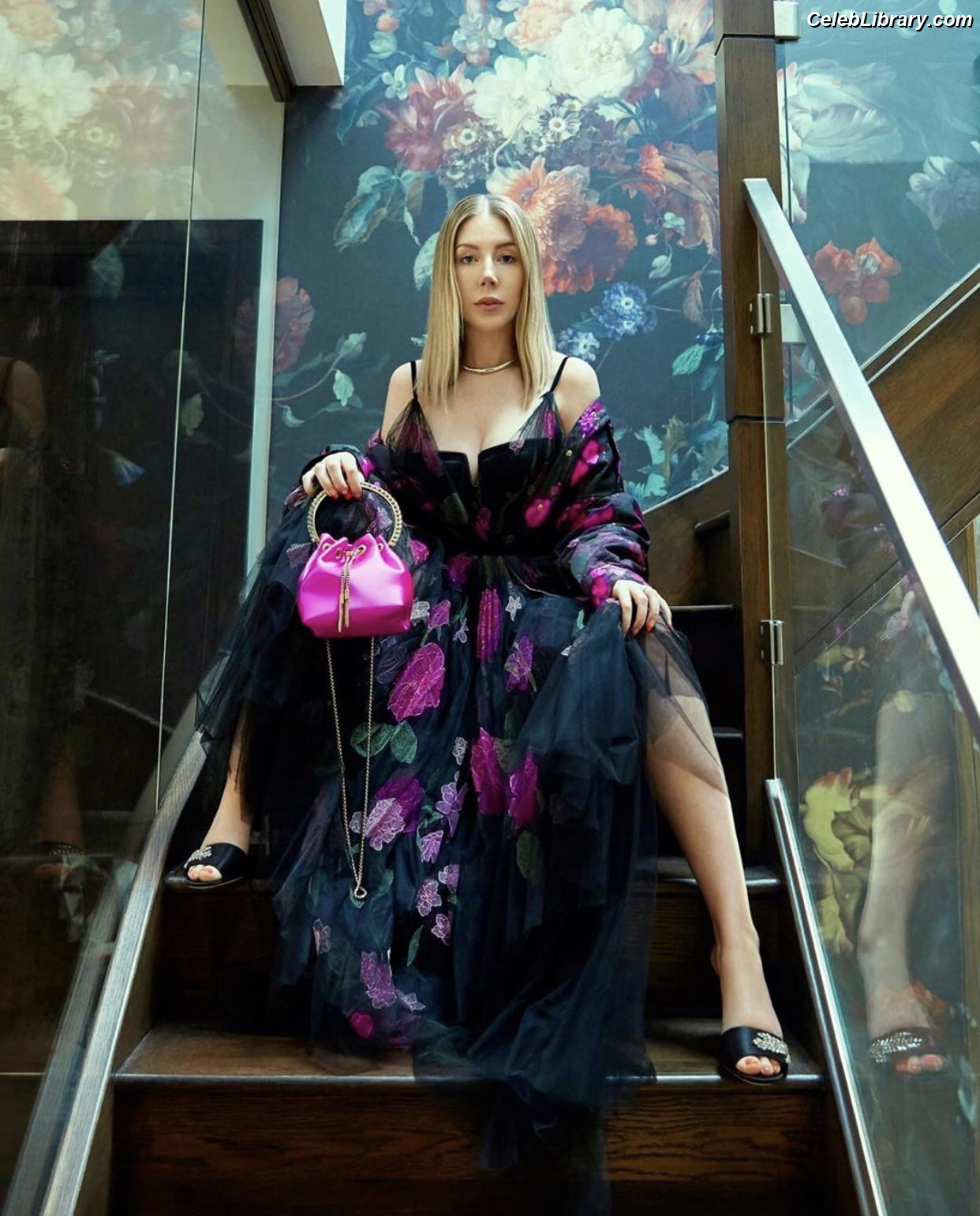 Katherine Ryan photo 6 of 681