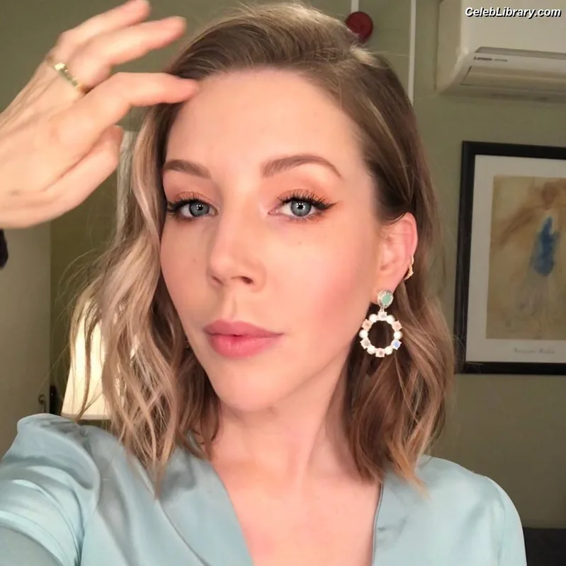 Katherine Ryan photo 22 of 681