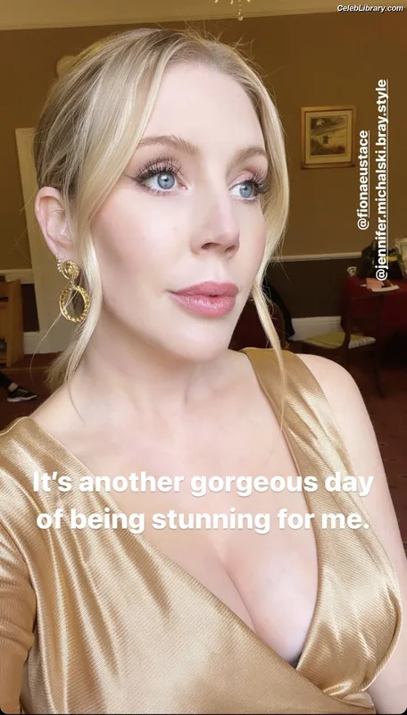 Katherine Ryan photo 18 of 681