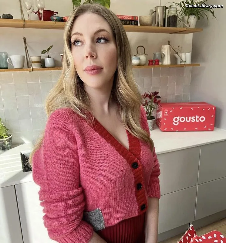 Katherine Ryan photo 9 of 681