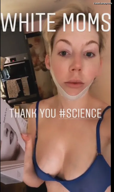 Katherine Ryan photo 7 of 681