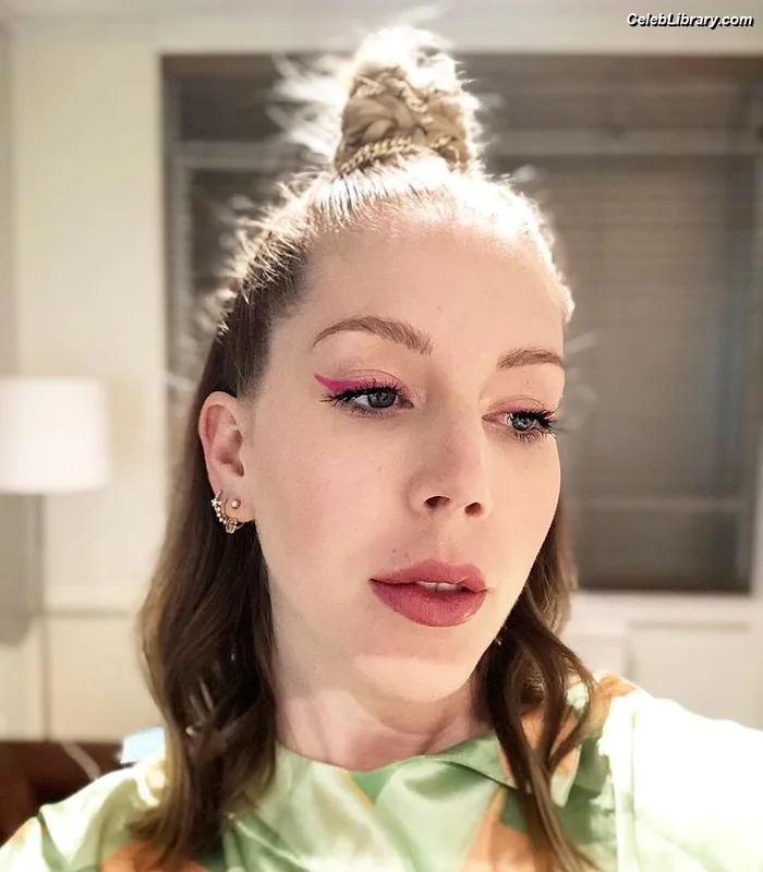 Katherine Ryan photo 9 of 681