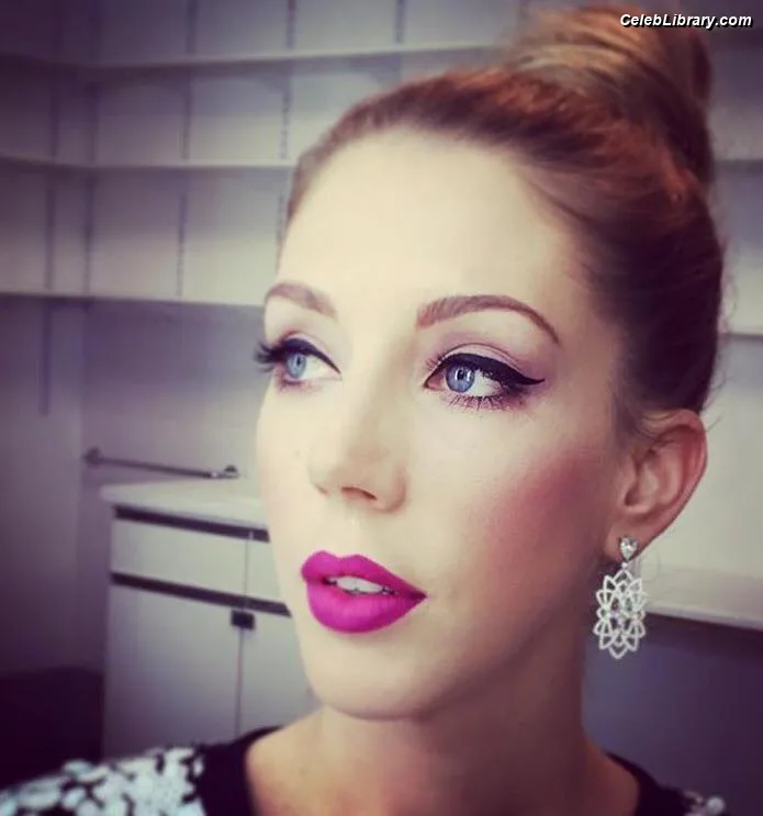 Katherine Ryan photo 14 of 681