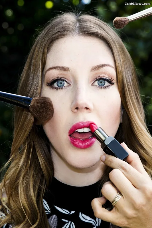 Katherine Ryan photo 7 of 681