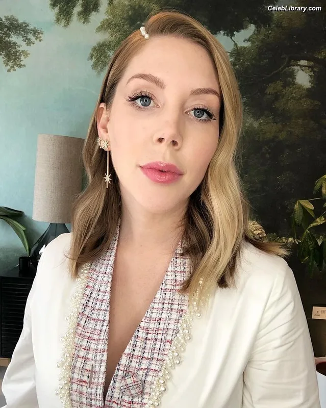 Katherine Ryan photo 21 of 681