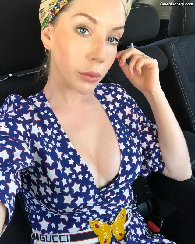 Katherine Ryan photo 6 of 681
