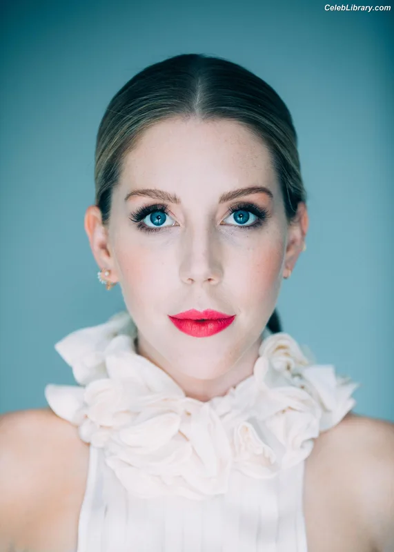 Katherine Ryan photo 12 of 681