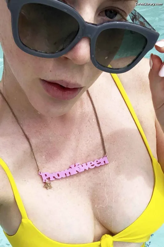 Katherine Ryan photo 16 of 681