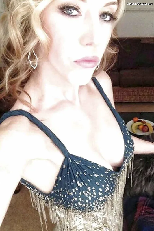 Katherine Ryan photo 20 of 681