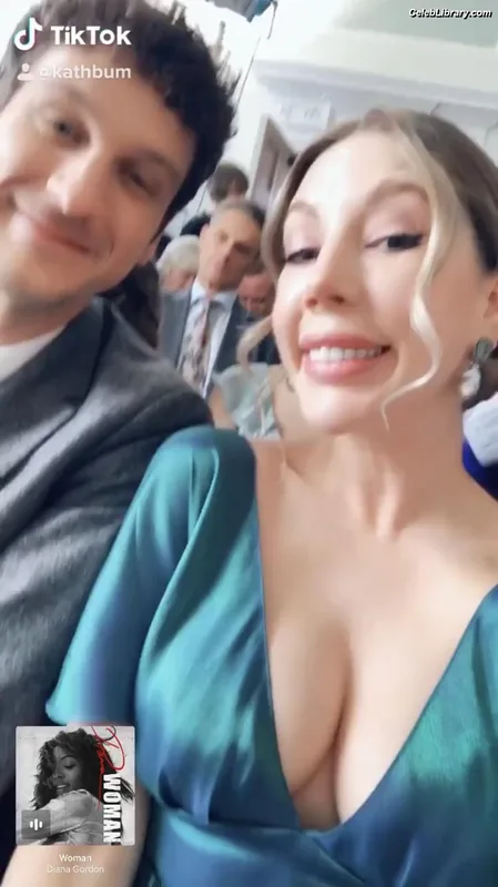 Katherine Ryan photo 8 of 681