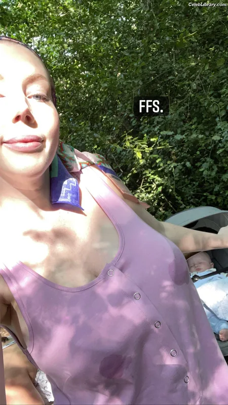 Katherine Ryan photo 8 of 681