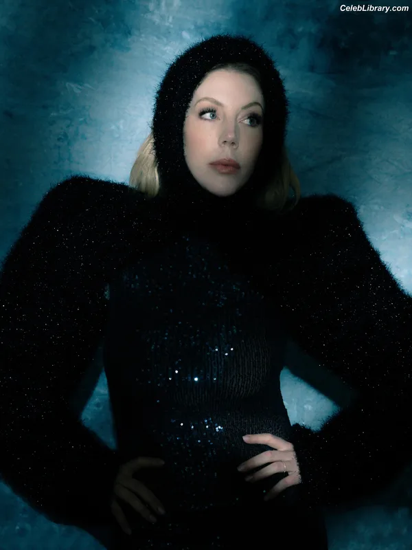 Katherine Ryan photo 13 of 681