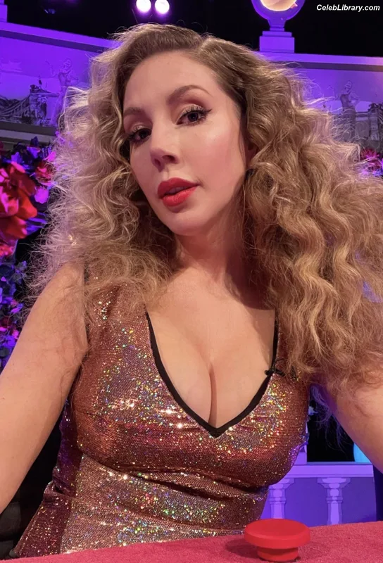 Katherine Ryan photo 24 of 681