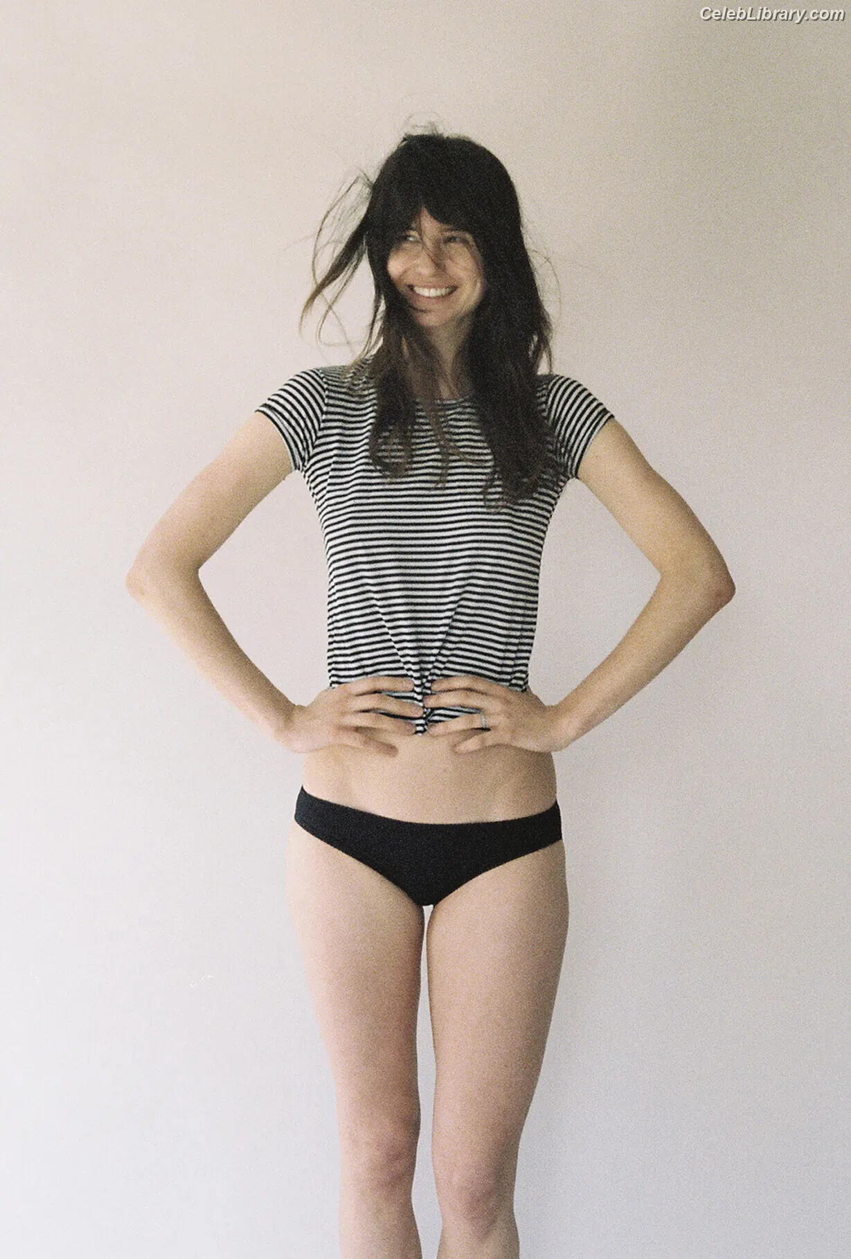 Katherine Waterston photo 7 of 90