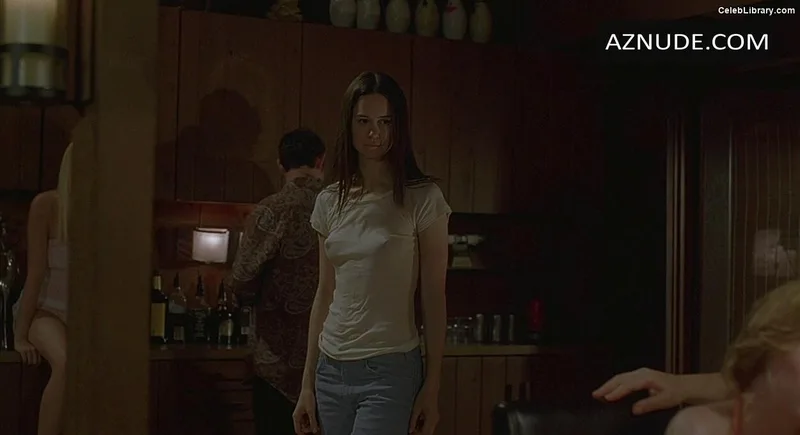 Katherine Waterston photo 20 of 90