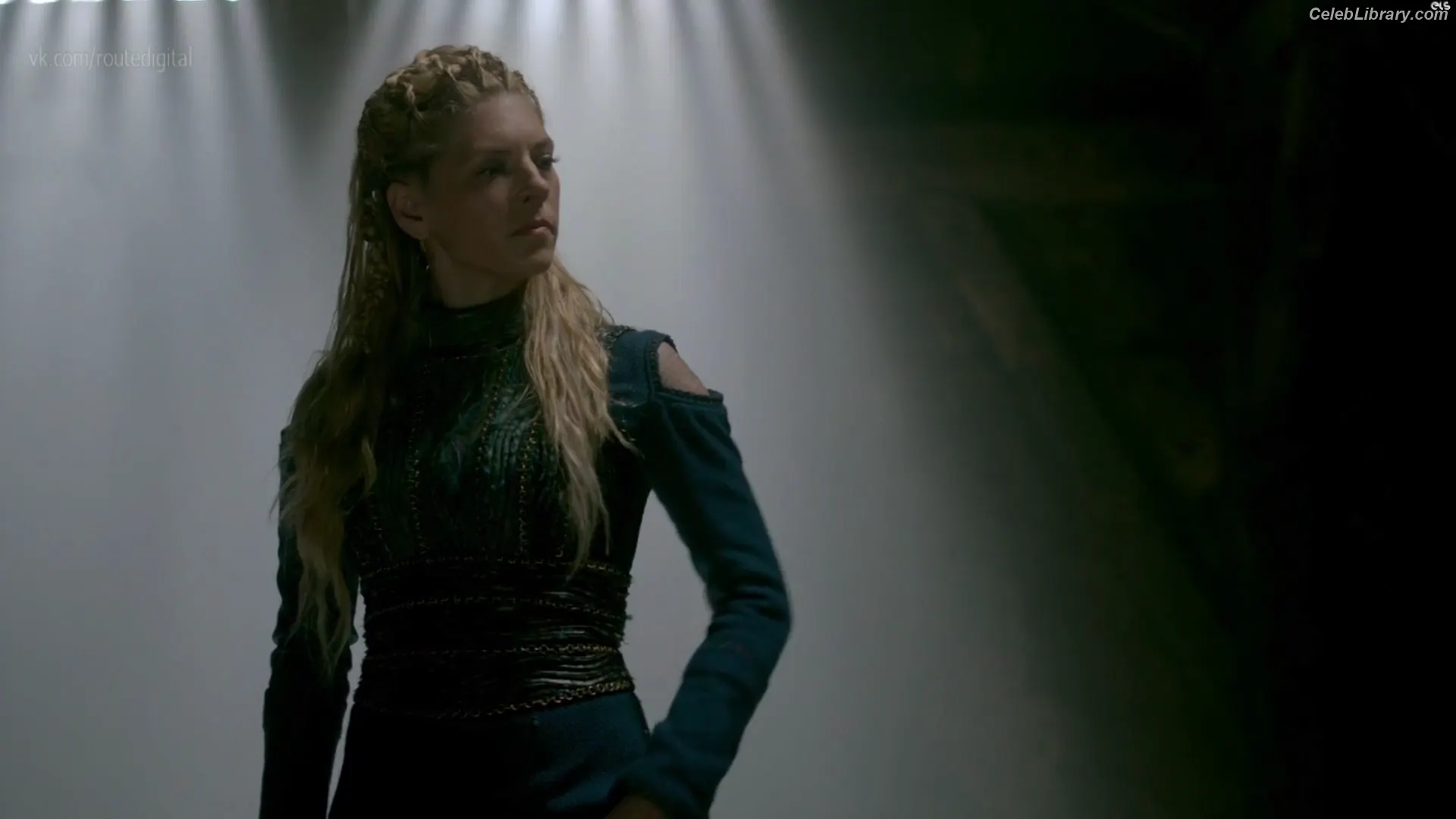 Katheryn Winnick photo 11 of 406