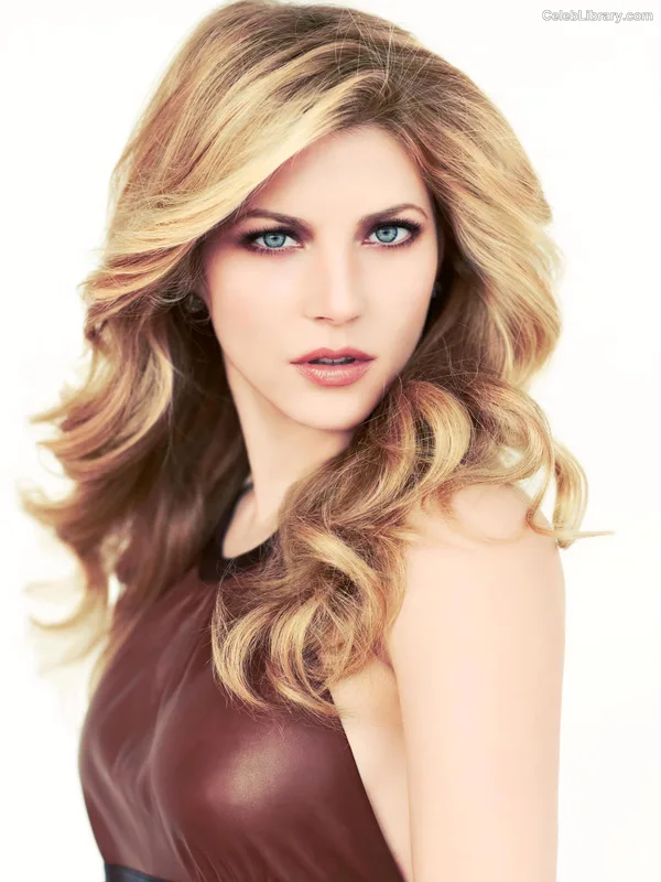 Katheryn Winnick photo 3 of 399