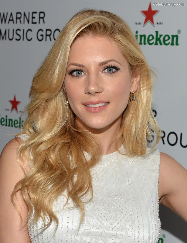 Katheryn Winnick photo 7 of 399