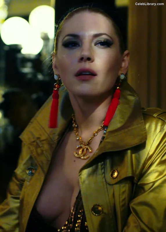 Katheryn Winnick photo 23 of 399