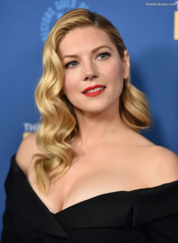 Katheryn Winnick photo 20 of 399