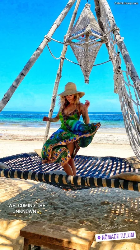 Katheryn Winnick photo 13 of 399