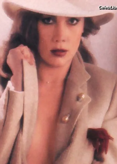 Kathleen Turner