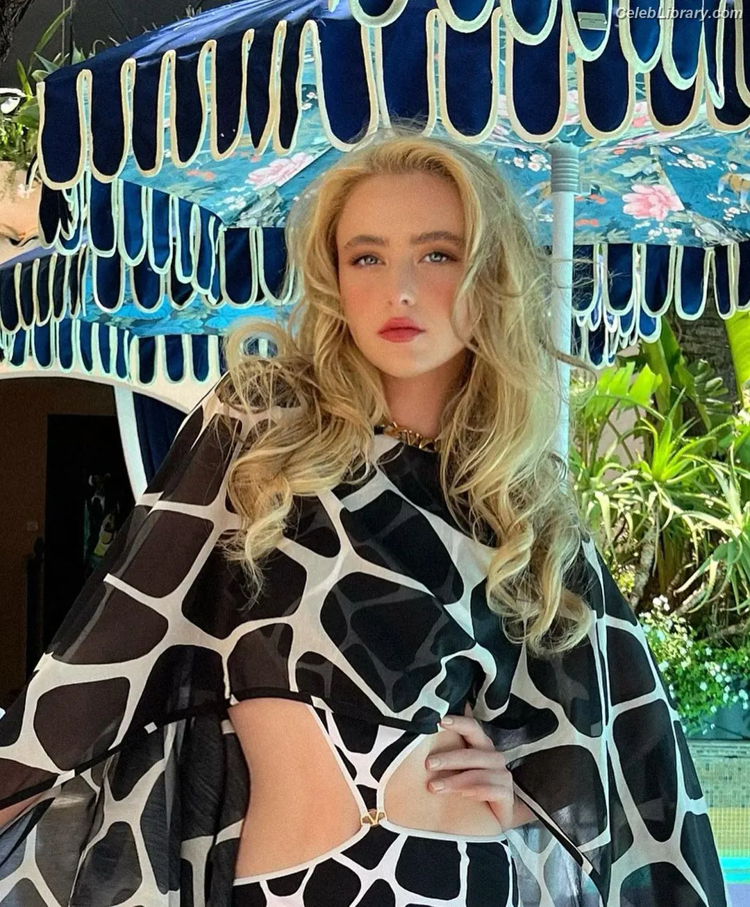 Kathryn Newton photo 14 of 1451