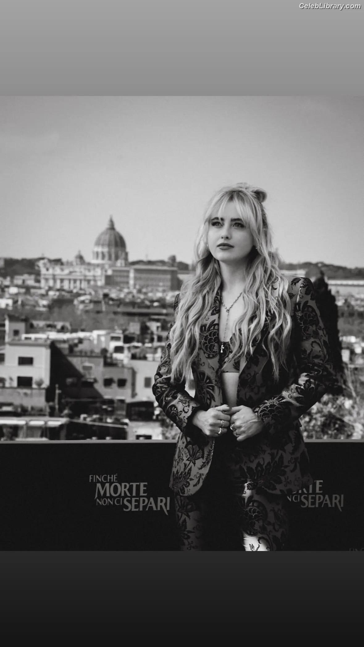 Kathryn Newton photo 8 of 1451
