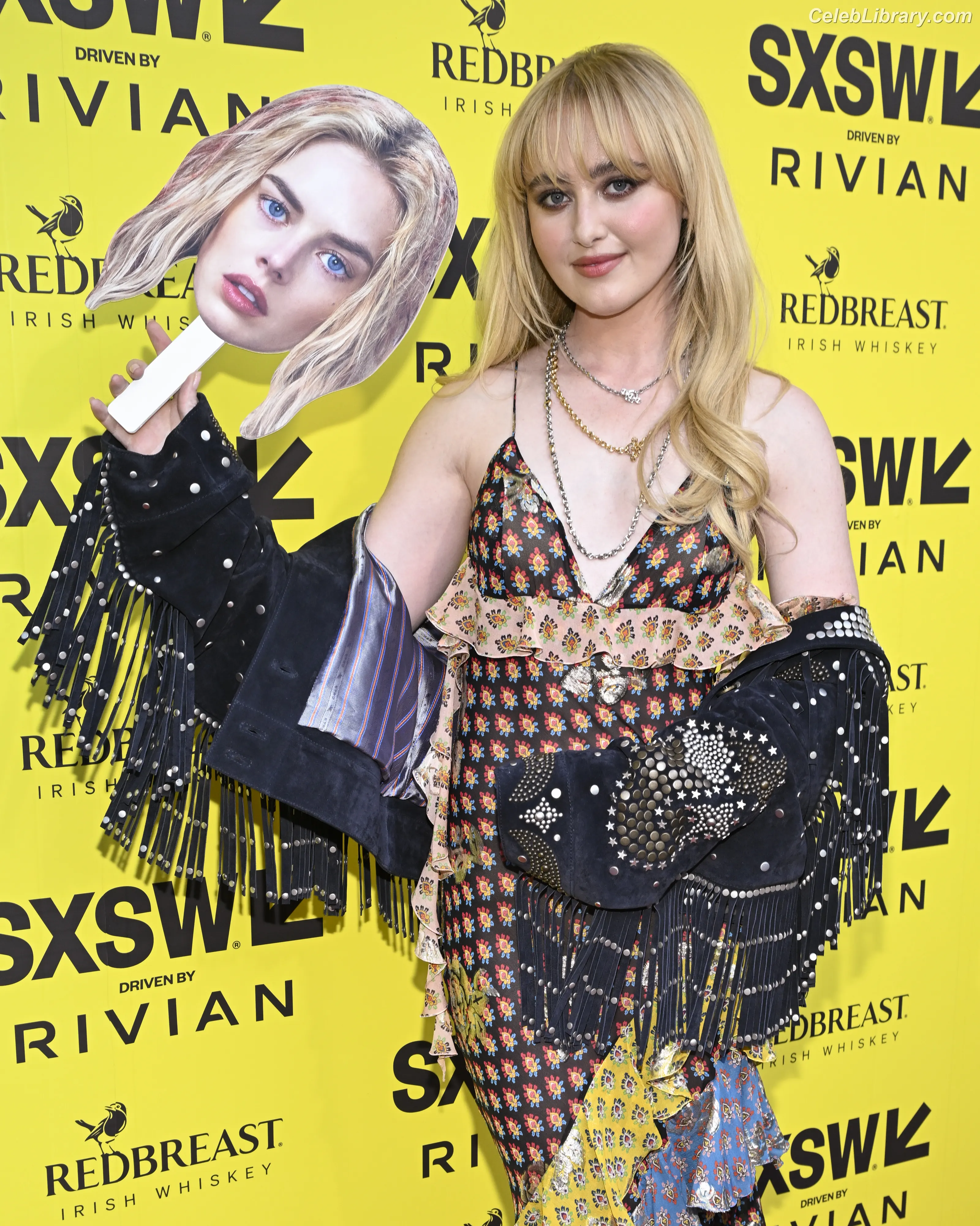 Kathryn Newton photo 23 of 1451