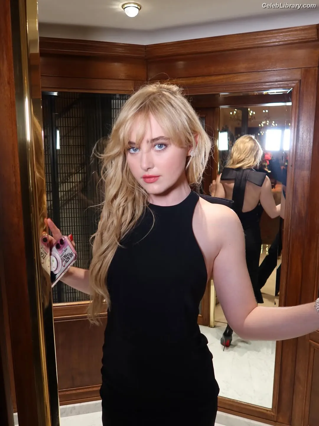 Kathryn Newton photo 12 of 1451
