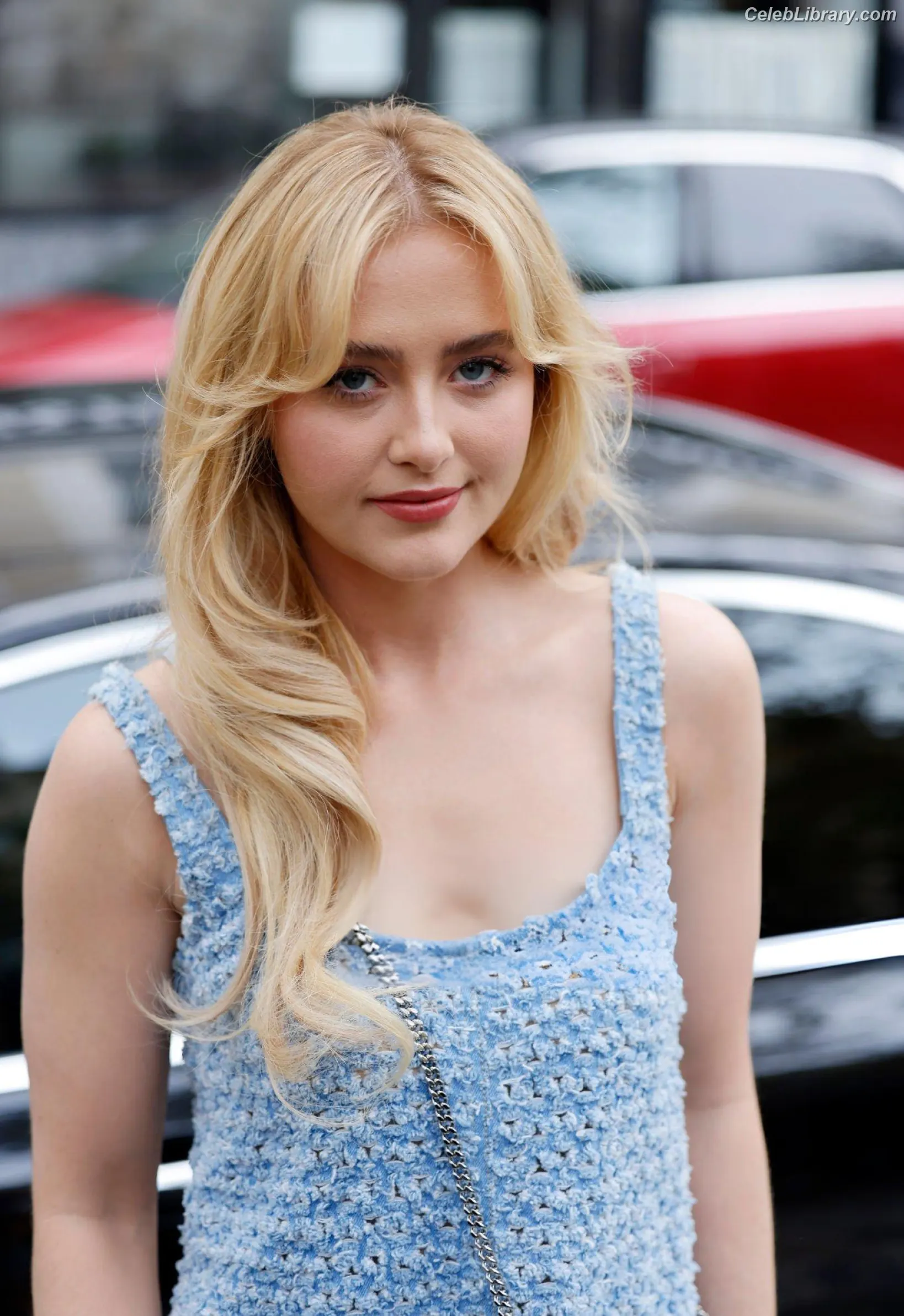 Kathryn Newton photo 7 of 1451