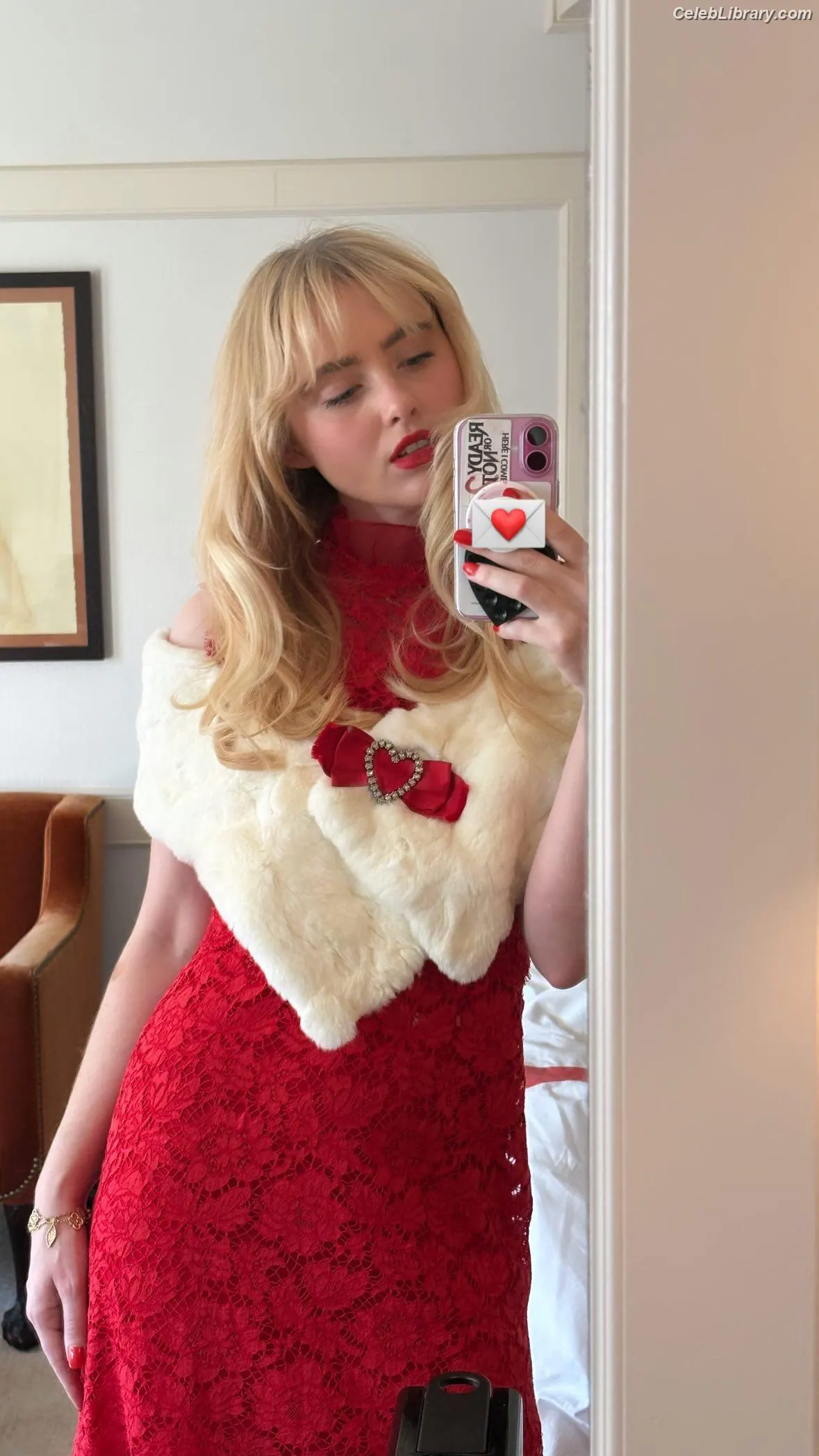 Kathryn Newton photo 5 of 1451