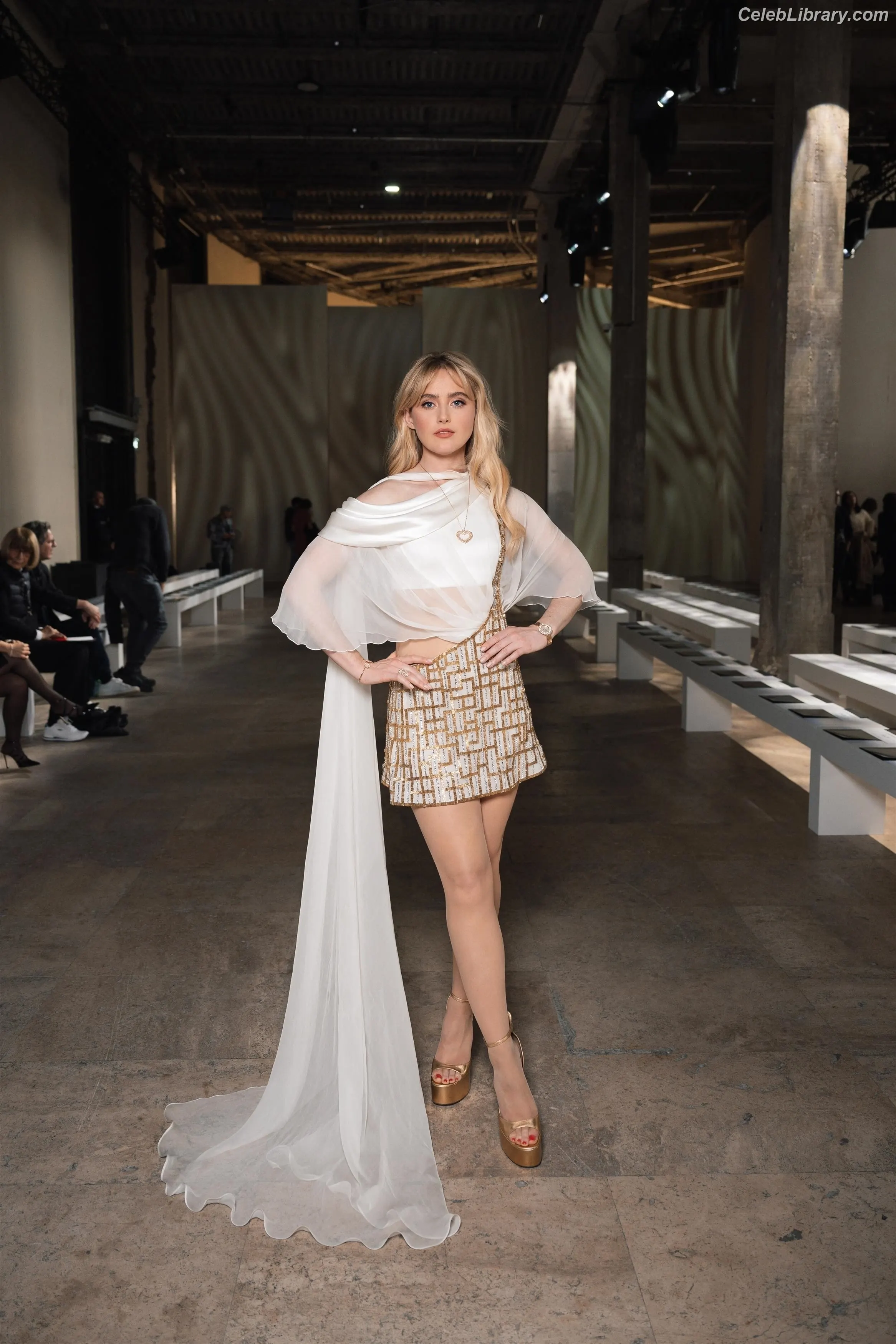 Kathryn Newton photo 13 of 1451
