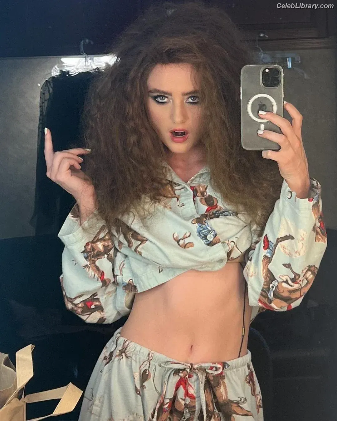 Kathryn Newton photo 6 of 1451