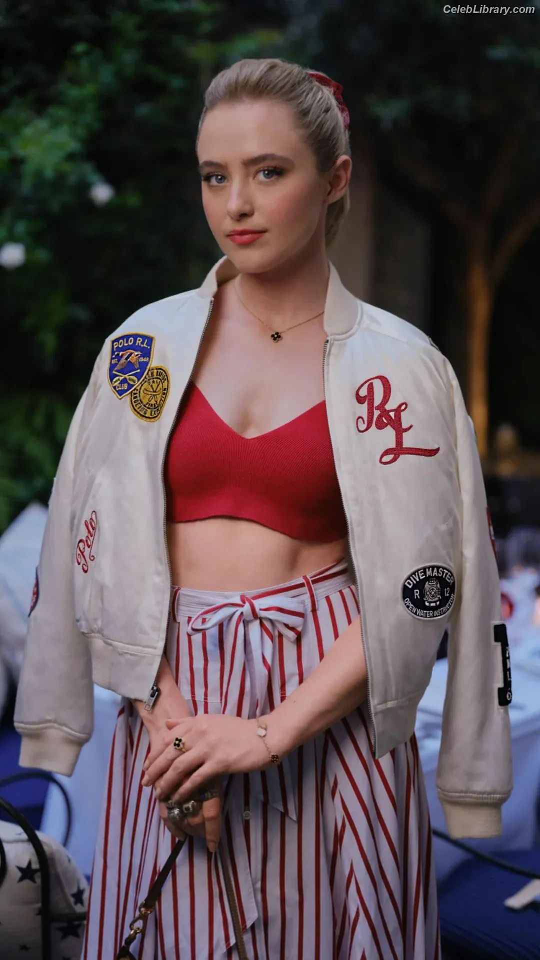 Kathryn Newton photo 9 of 1451