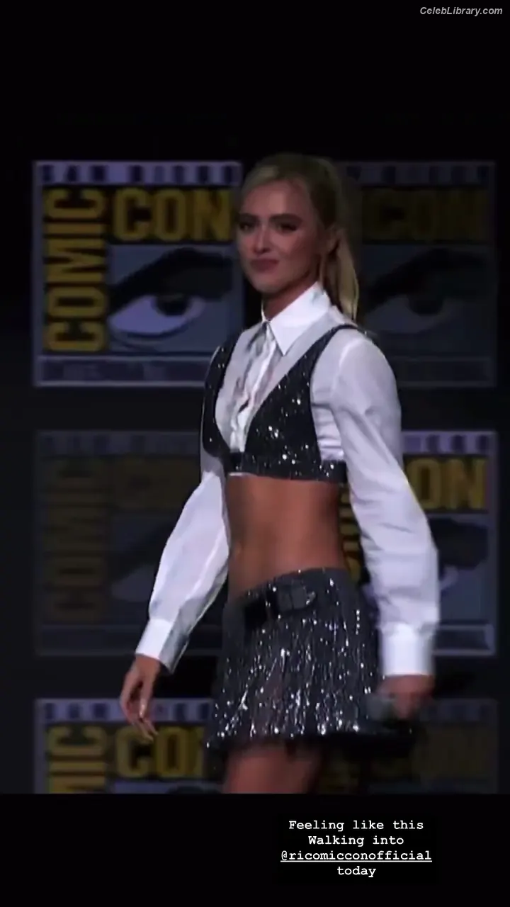 Kathryn Newton photo 10 of 1451