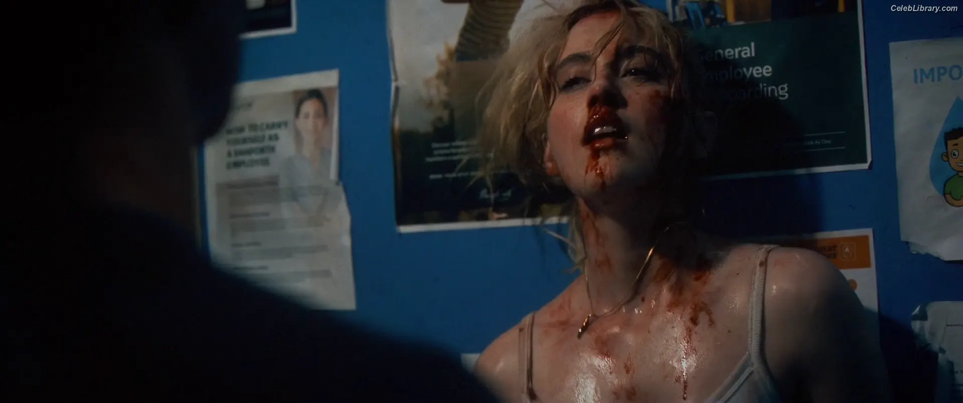 Kathryn Newton photo 18 of 1451
