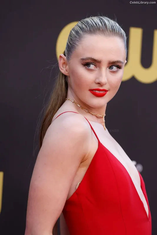 Kathryn Newton photo 4 of 1452