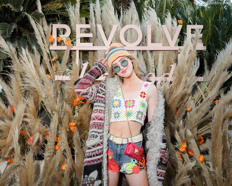 Kathryn Newton photo 13 of 1452