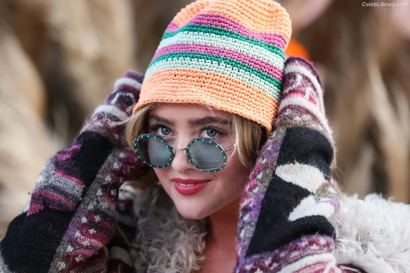 Kathryn Newton photo 14 of 1452