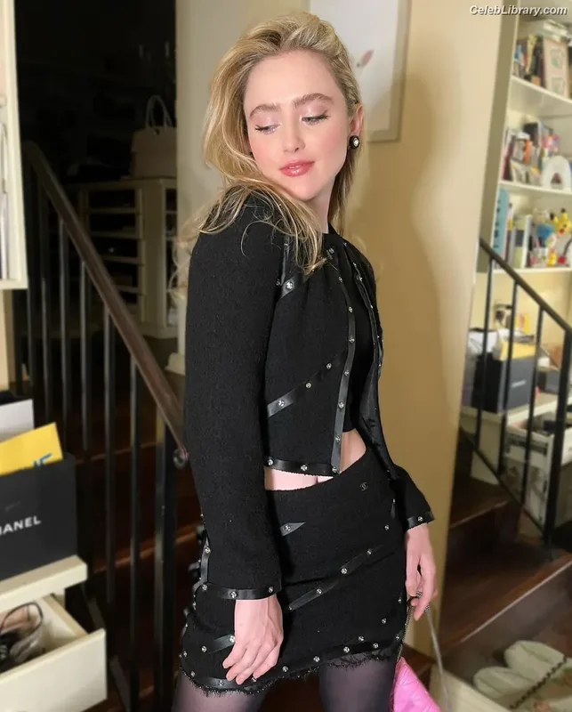 Kathryn Newton photo 5 of 1452