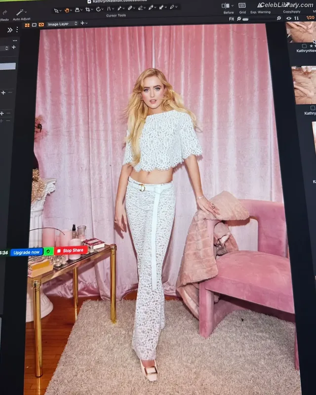 Kathryn Newton photo 1 of 1452