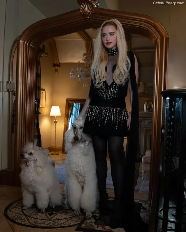 Kathryn Newton photo 7 of 1452