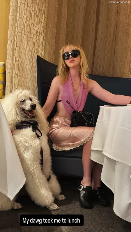 Kathryn Newton photo 11 of 1452