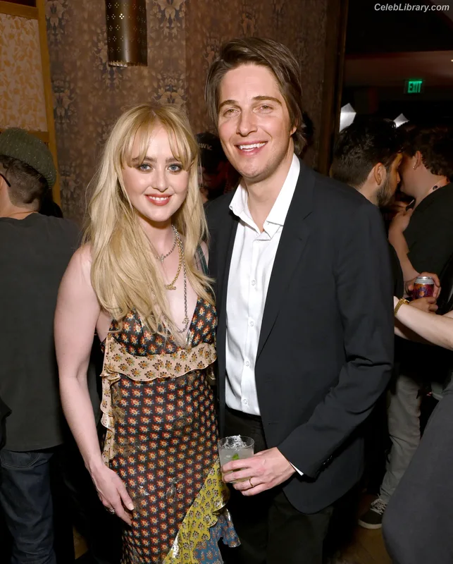 Kathryn Newton photo 2 of 1452