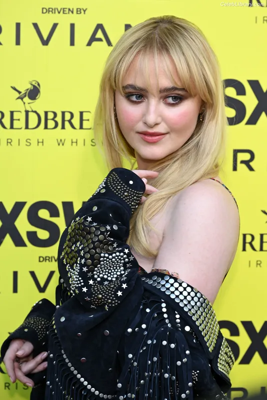 Kathryn Newton photo 5 of 1452