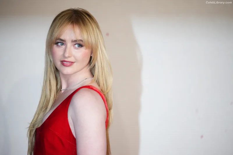 Kathryn Newton photo 5 of 1452