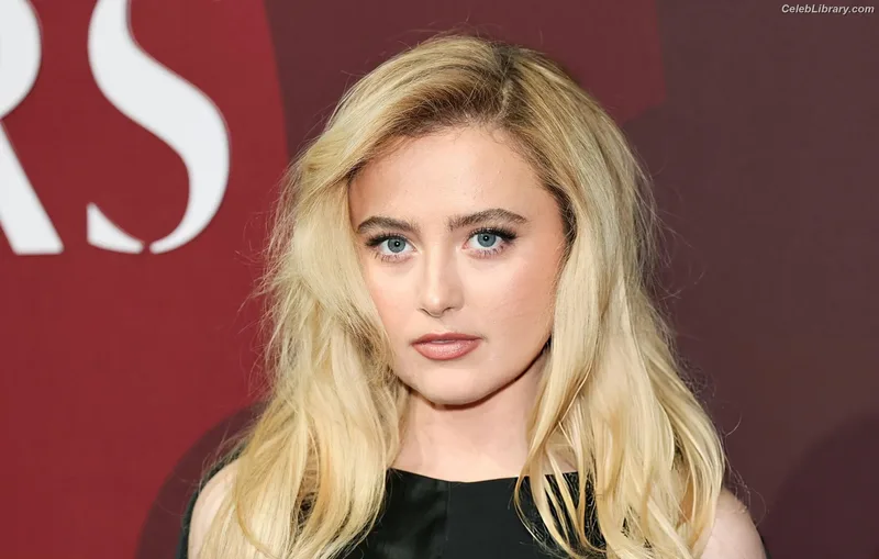 Kathryn Newton photo 8 of 1452