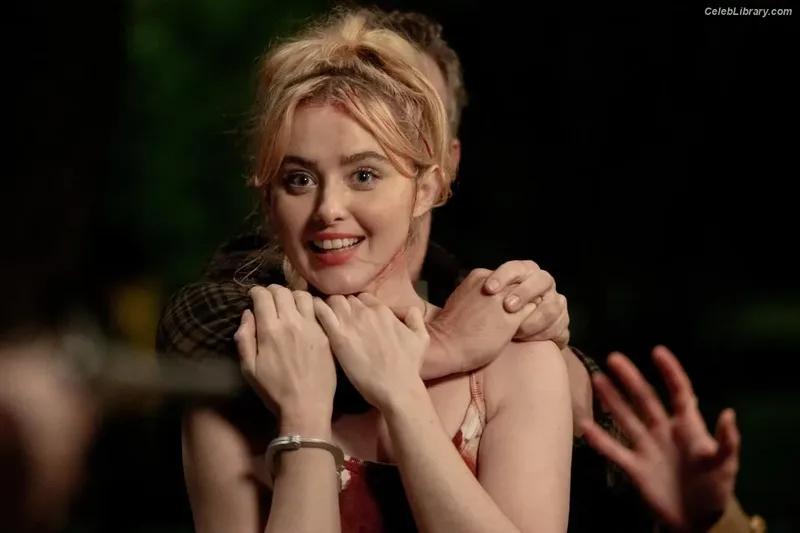 Kathryn Newton photo 2 of 1452